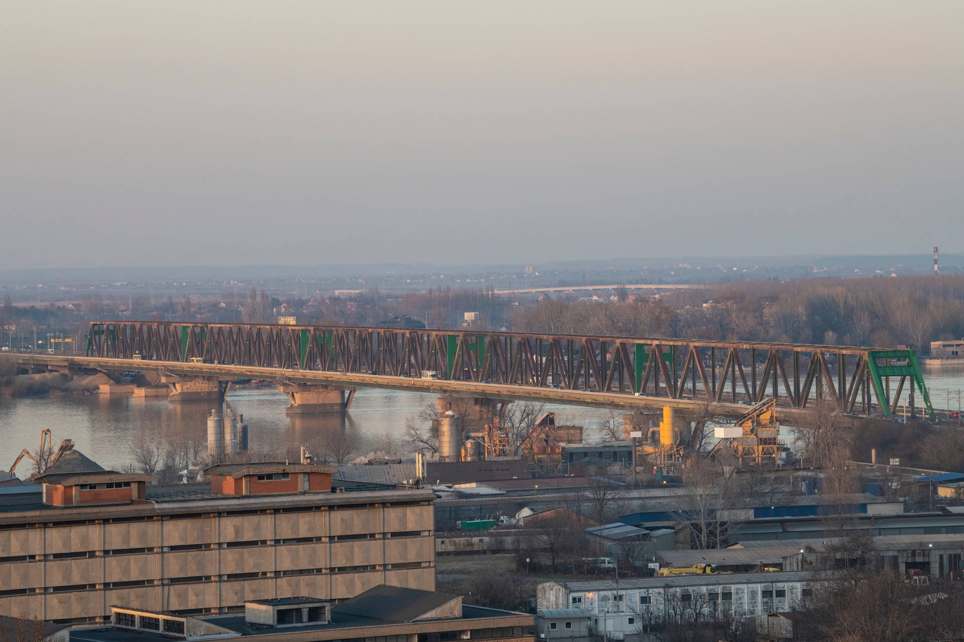 beograd-pancevacki-most-shutterstock.jpg