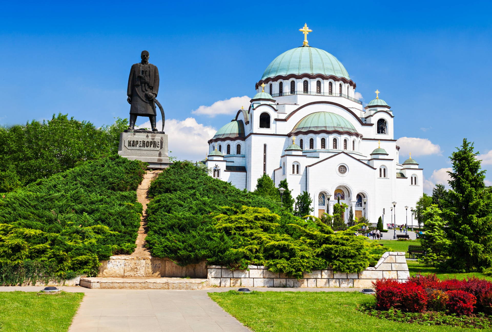 beograd-sv-sava-karadjordje-shutterstock.jpg