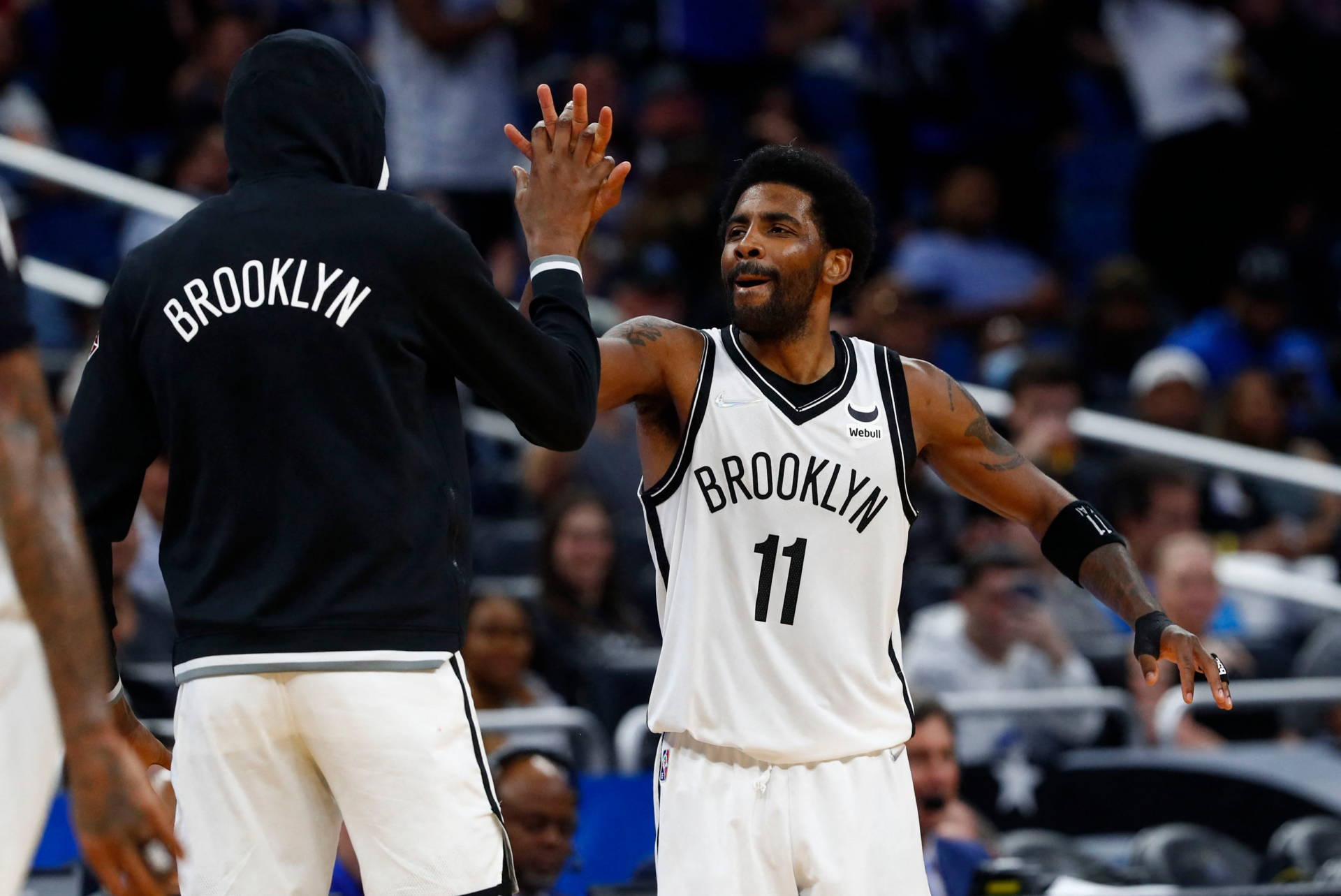 kyrie-irving-kevin-durant-brookyln-nets-reuters.jpg