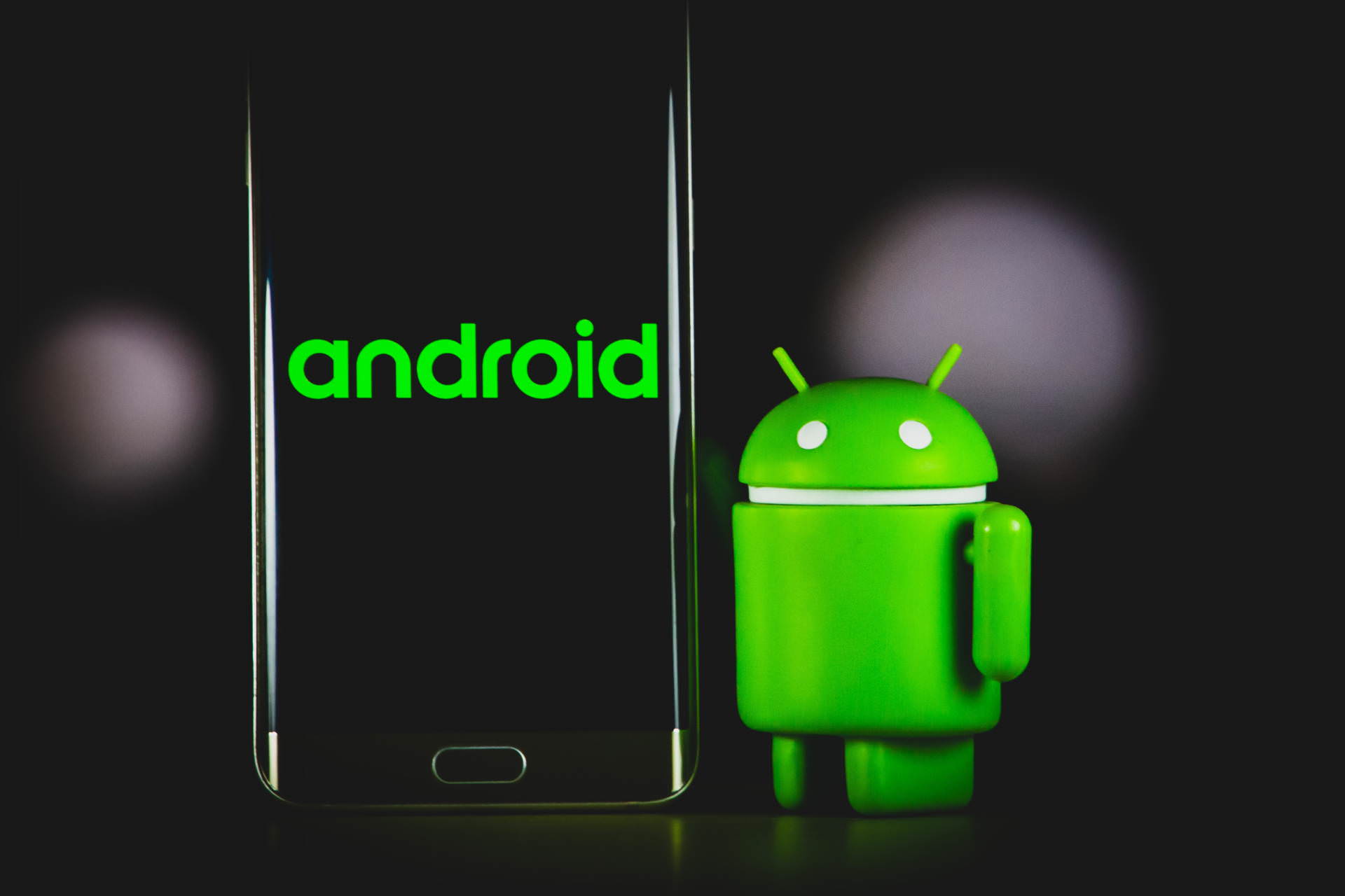 android-pametni-telefon-fotounsplash.jpg