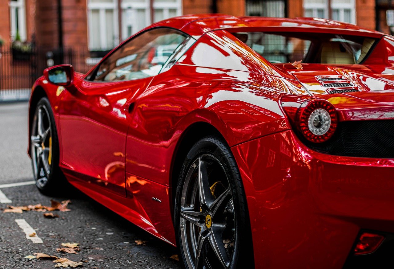 ferari-pixabay.jpg