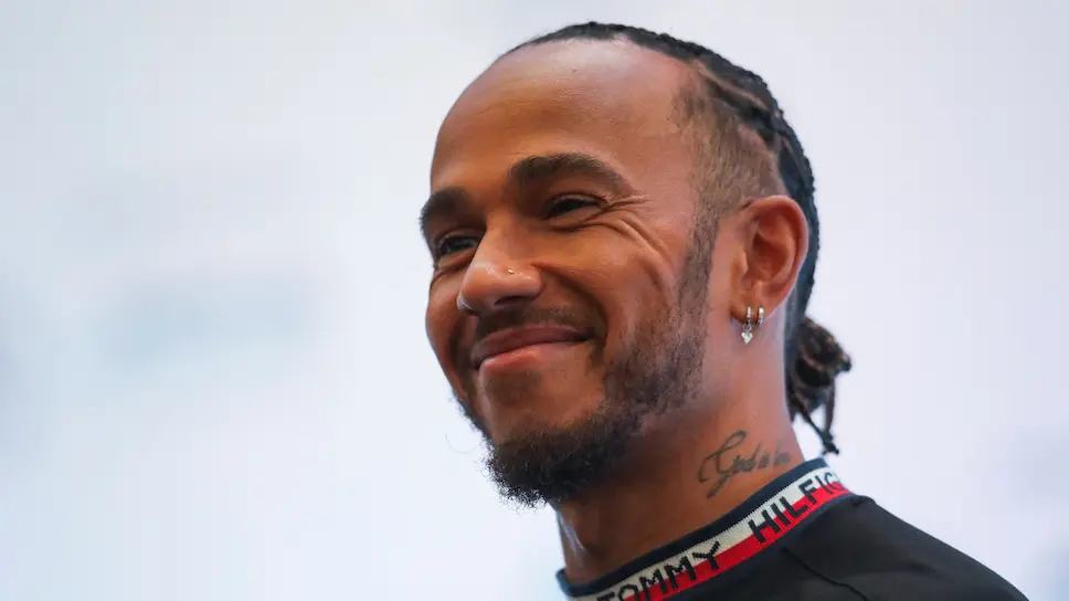 lewis hamilton-reuters-1664378352810.webp