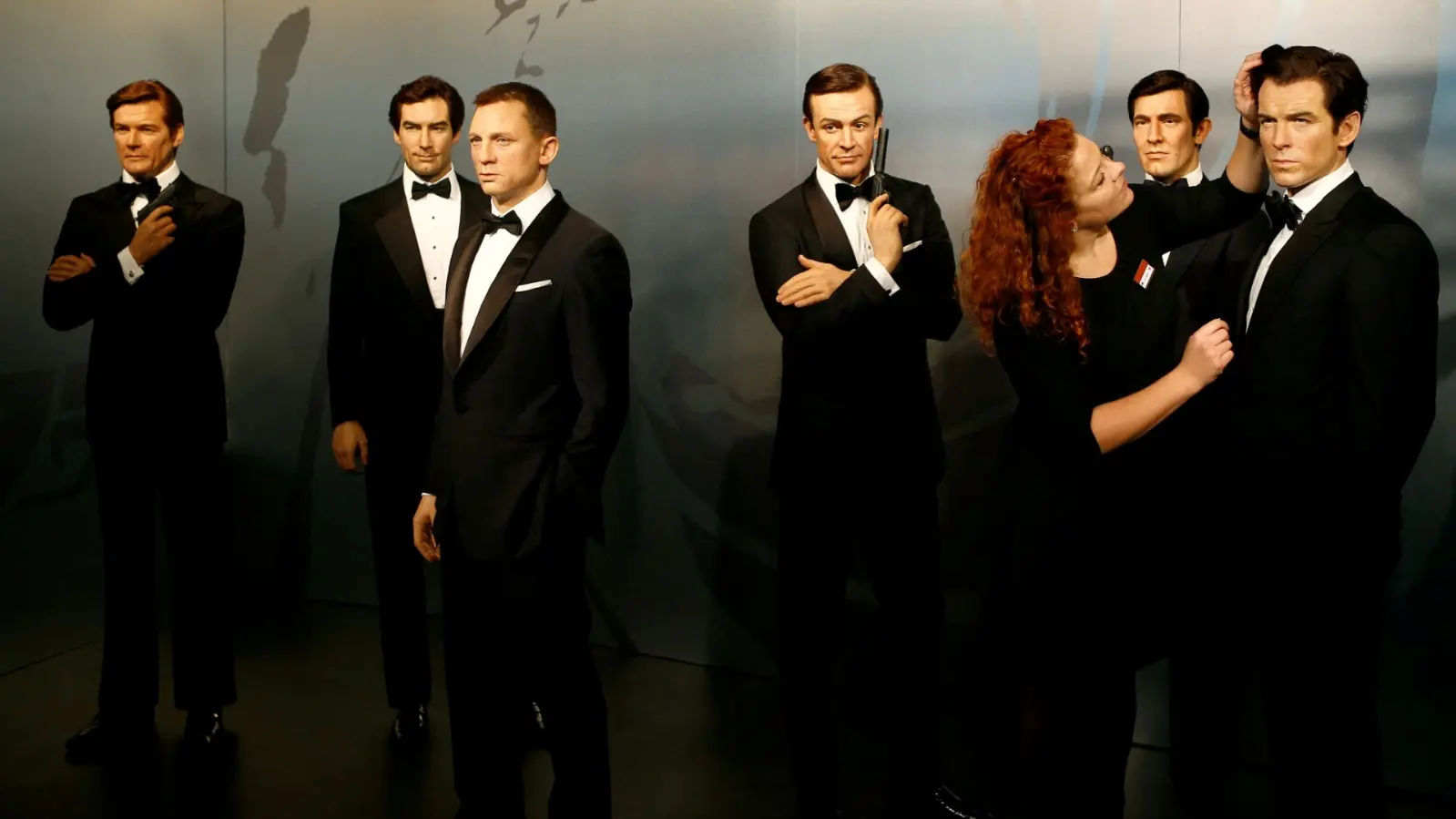 James Bond vošatne figure_Reuters-1664969580189.webp