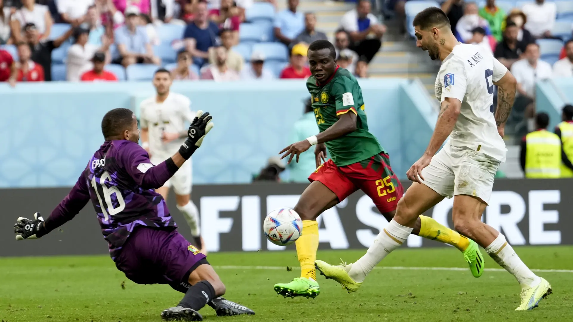 Aleksandar Mitrović_Srbija - Kamerun_Katar 2022_Foto Tanjug AP Photo Manu Fernandez-1669651226183.webp