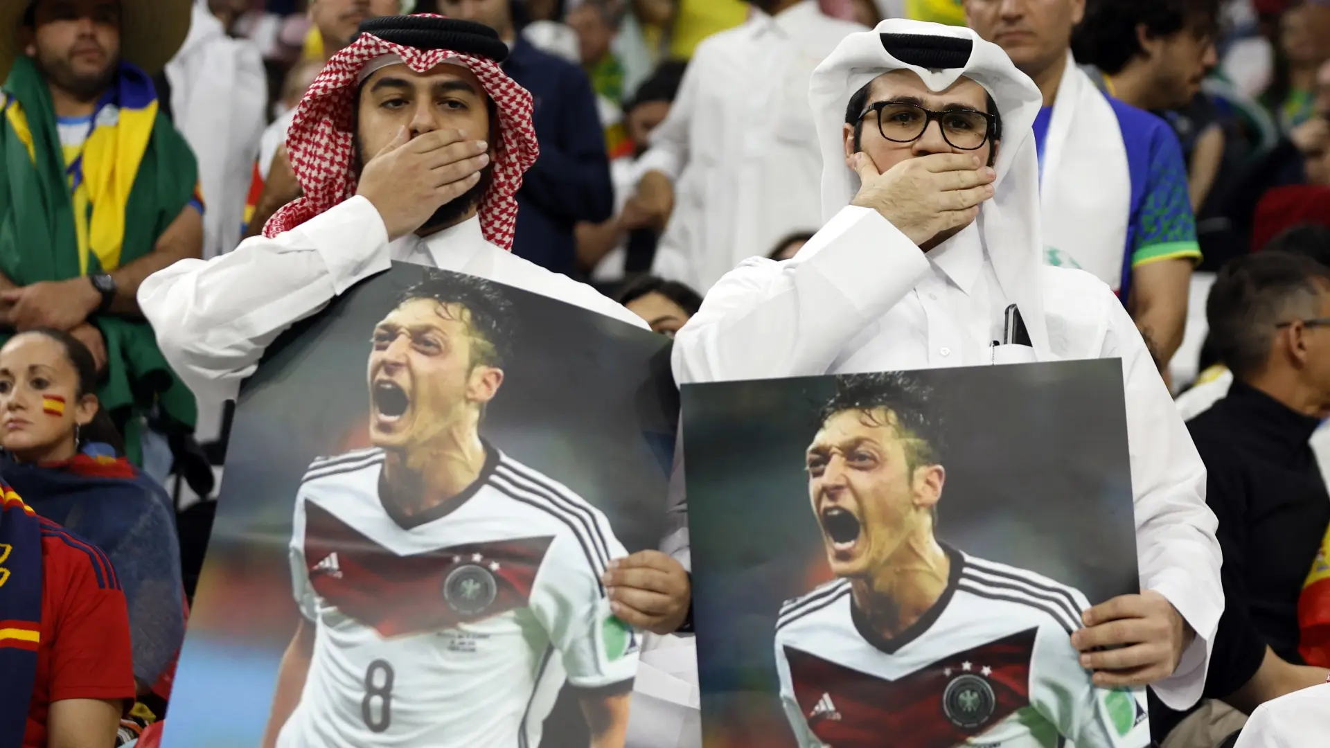 njemacka-katar - ozil  reuters-1669633228388.webp