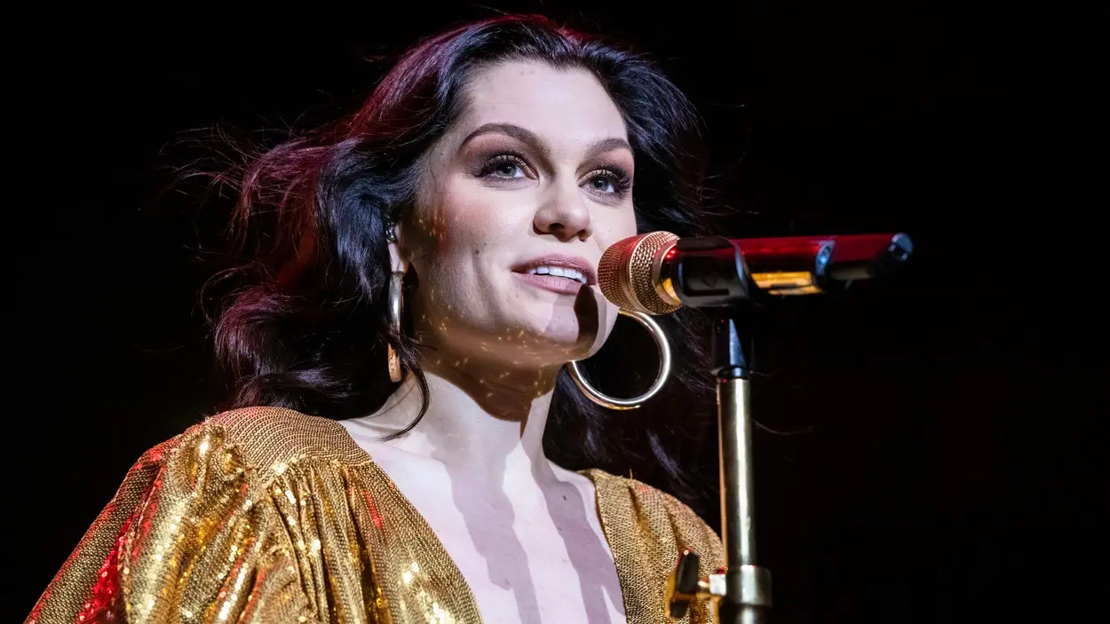 Jessie J-63bd418832c84.webp