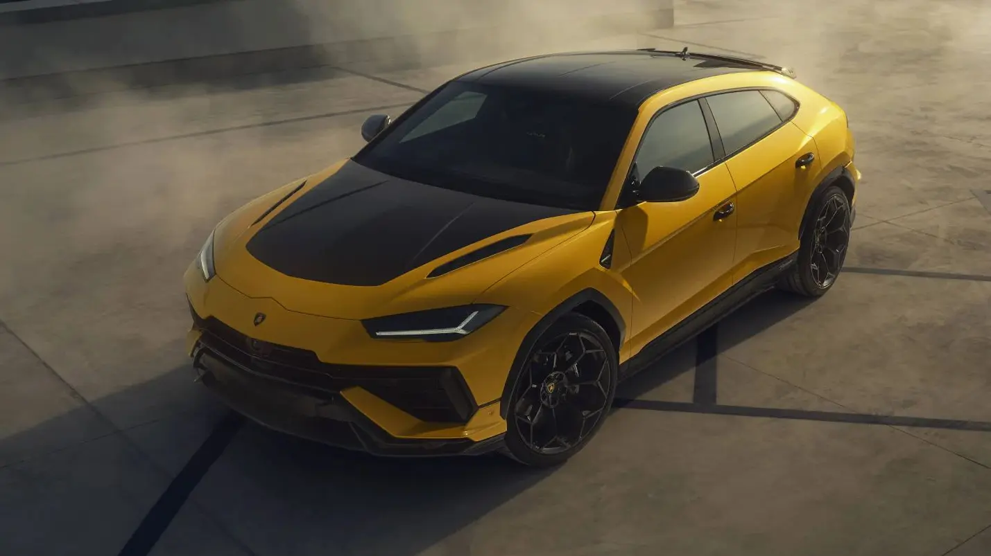 Lamborghini Urus (1)-63bec63aa1bc2.webp