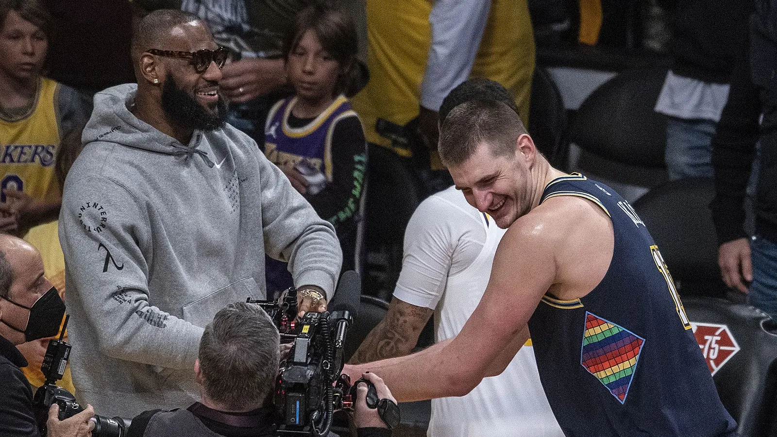 Lebron Džejms Nikola Jokić_Profimedia-63e36a4188bdb.webp