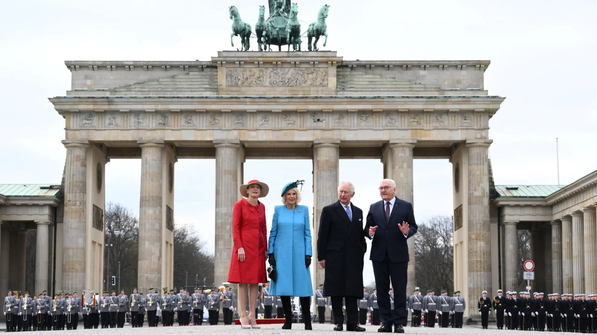 Frank-Valter Štajnmajer_Kralj Čarls_Brandenburška kapija_Berlin_Foto Reuters-642447dd50e4a.webp