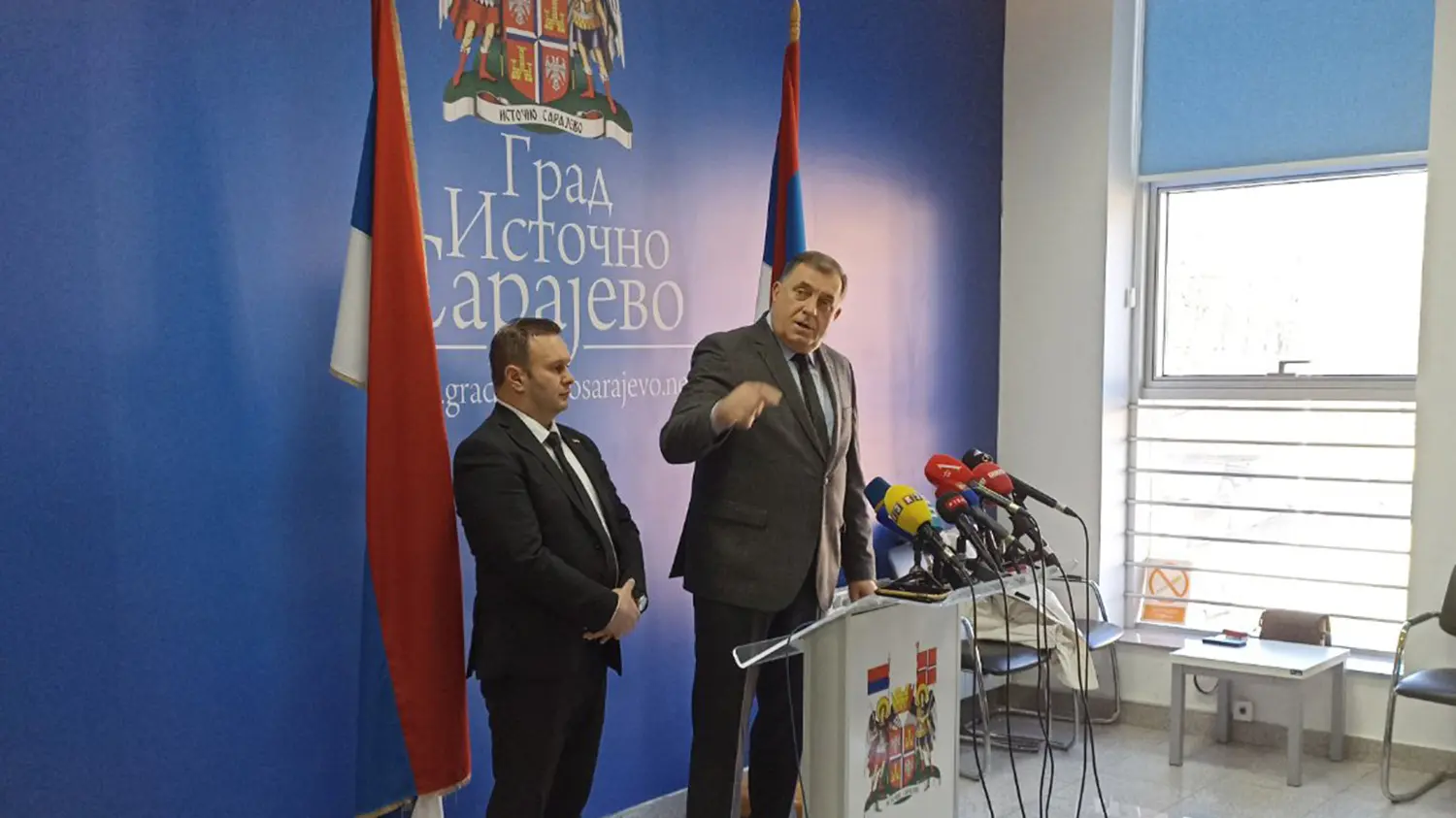 Milorad Dodik_Istočno Sarajevo_gradonačelnik Ljubiša Ćosić_Foto Tanjug Srna Bernard Milošević-6410327e01d12.webp