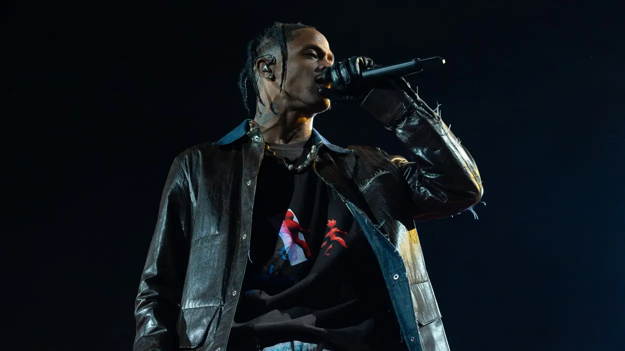 Travis Scott-642e950e49504.webp