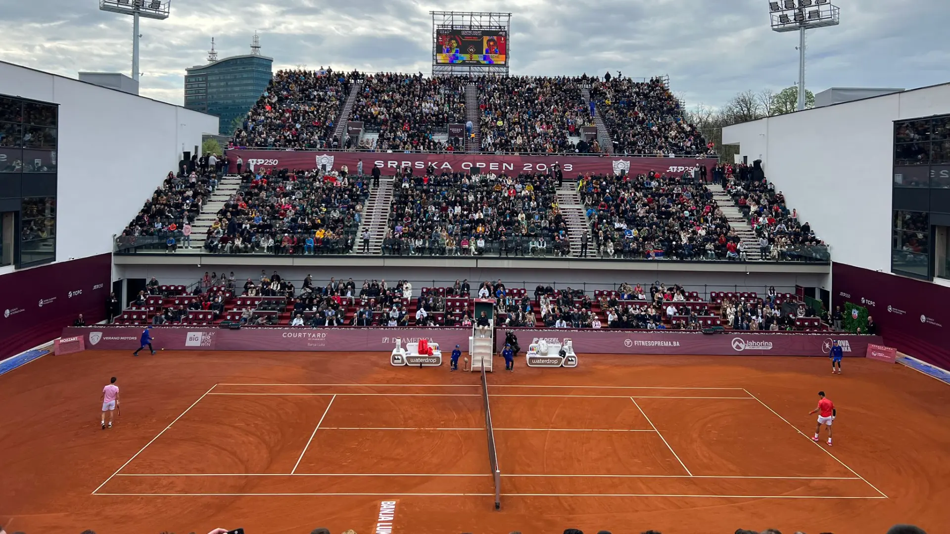 centralni teren Srpska open Novak Đoković UNA-643ff2a86b713.webp