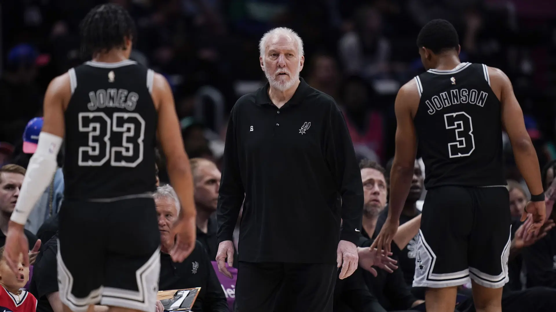 Tan2023-03-2502581533_8 san antonio spurs AP PhotoCarolyn Kaster-64649571cabb9.webp