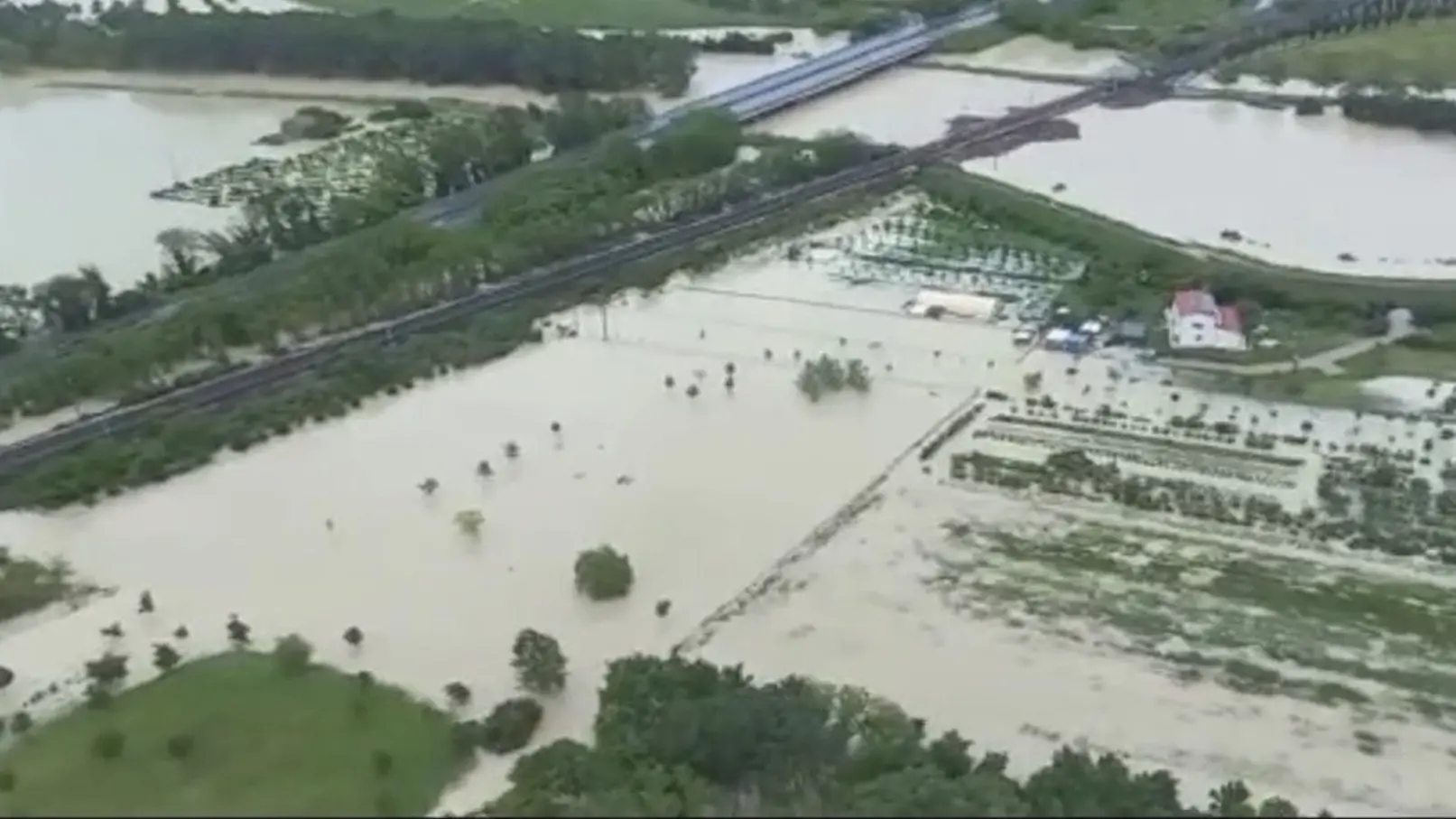 poplave italija tanjug Carabinieri via AP-6464cb1eeb6d2.webp