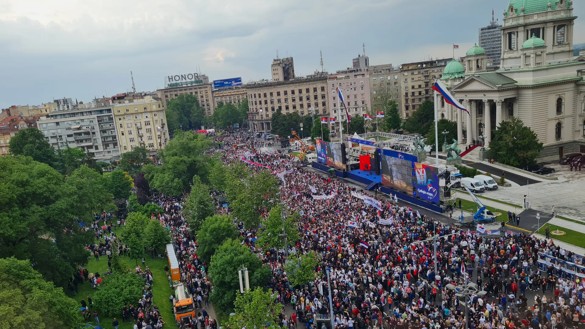 srbija nade miting sns una-6470dd1a006b8.webp