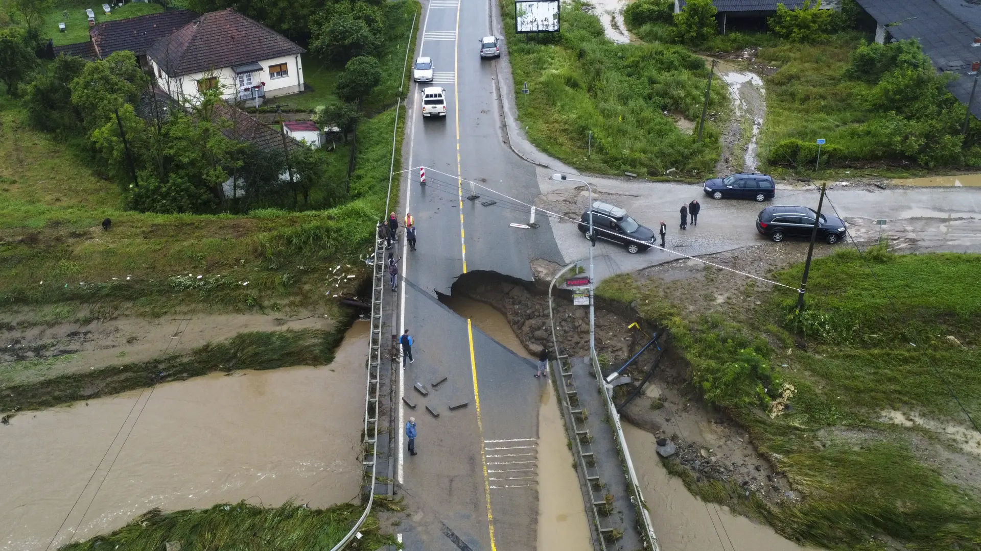 Tan2023-06-1611532077_4 kraljevo poplave AP PhotoMarjan Vucetic (1)-648c359435b91.webp