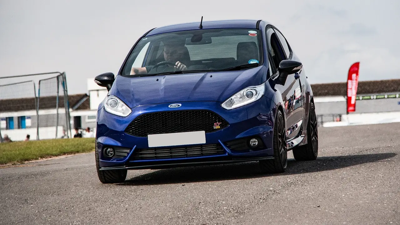 ford fiesta pixabay-64a1a50e5c620.webp