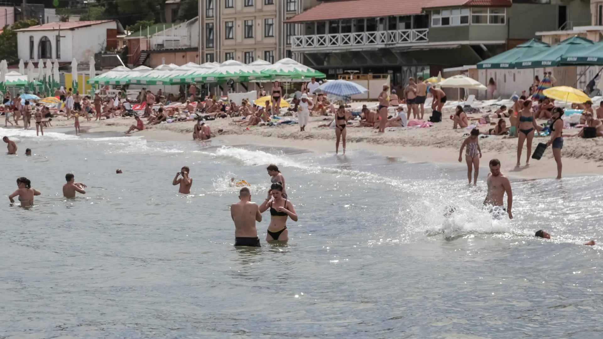 odesa plaža reuters-64d775b37dd9a.webp