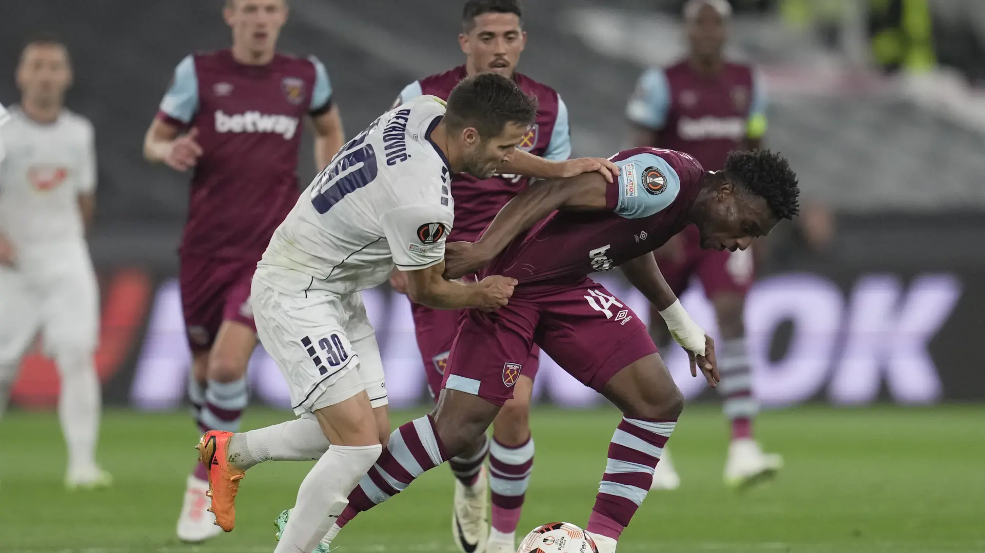 TSC Vest Hem-650ca19dbfe68.webp