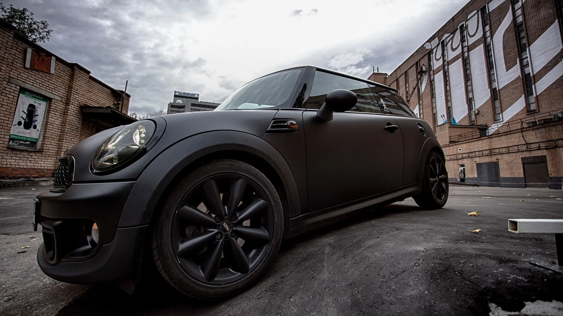 car-2590553_1920 mini cooper pixabay-64ff743a8a85e.webp