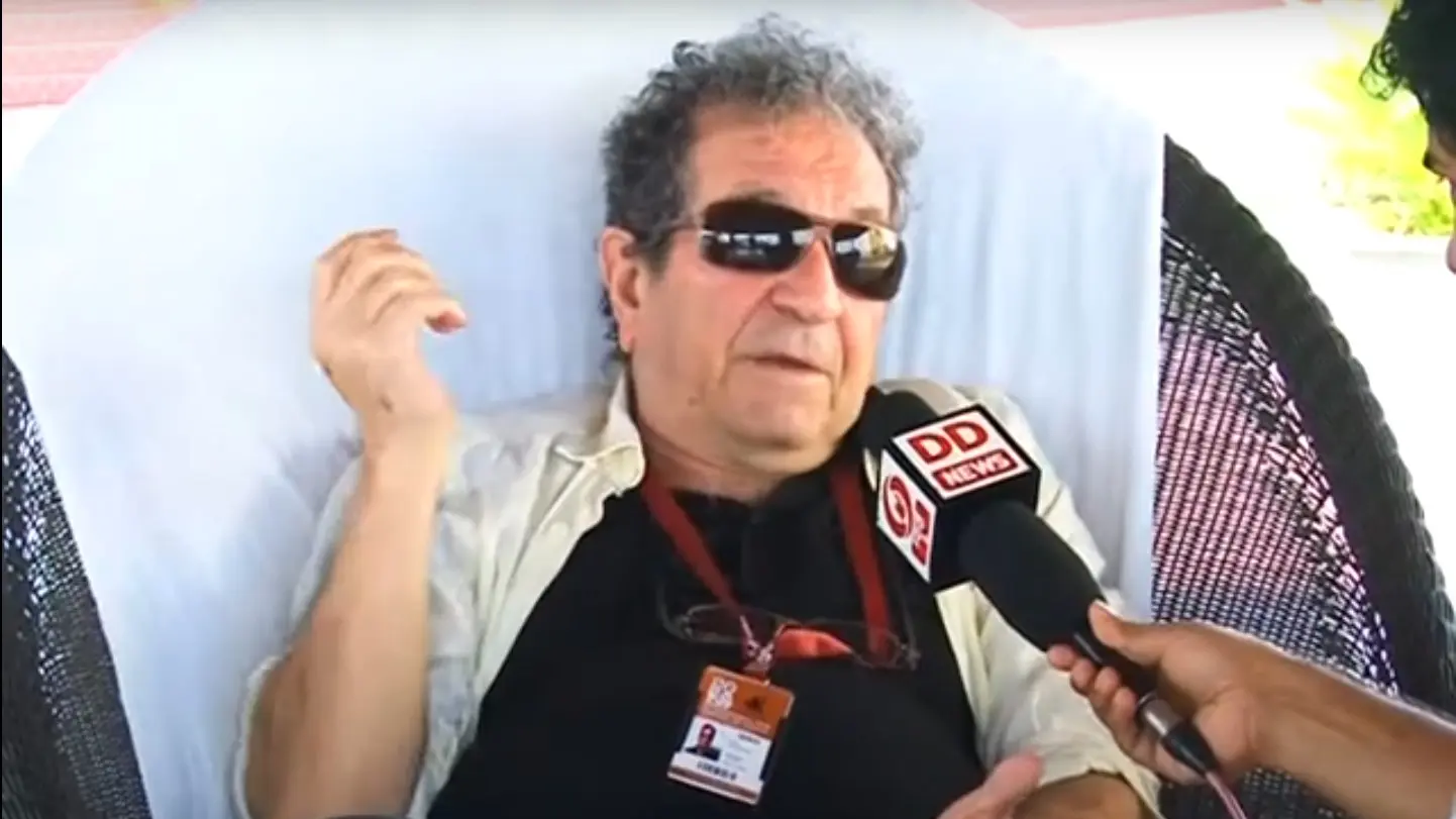 Kerala DD News reditelj Dariuš Mehrjuij-652ba0a61a67c.webp