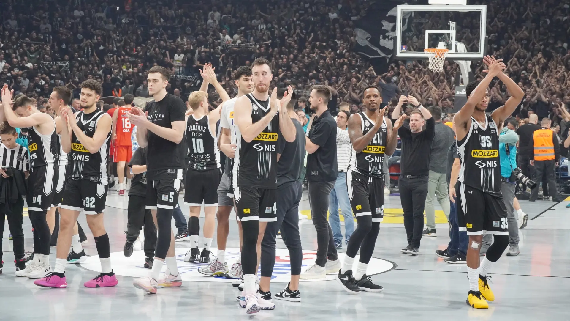 kk partizan, košarkaši partizana, aba liga, košarka, večiti derbi - foto tanjug vladimir šporčić (2)-6540d685d1a33.webp