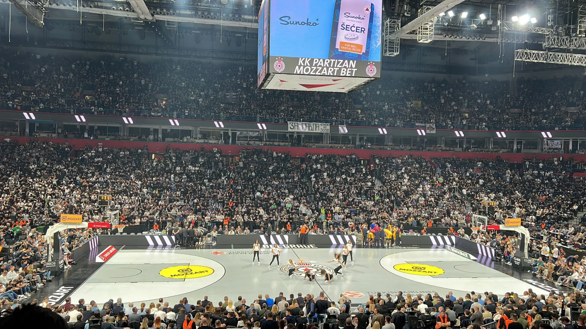 partizan basrselona košarka arena UNA-652ebc31db4e4.webp