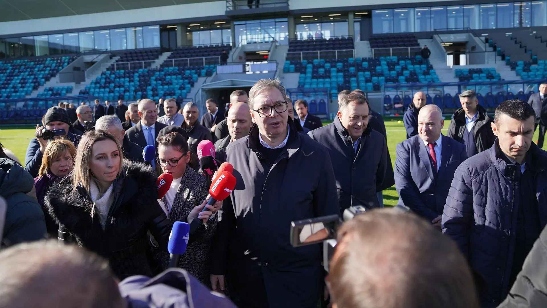 aleksandar vučić na otvaranju stadiona kraljevica, zaječar 19 nov 2023 - foto tanjug nemanja jovanović-6559f4767fff1.webp