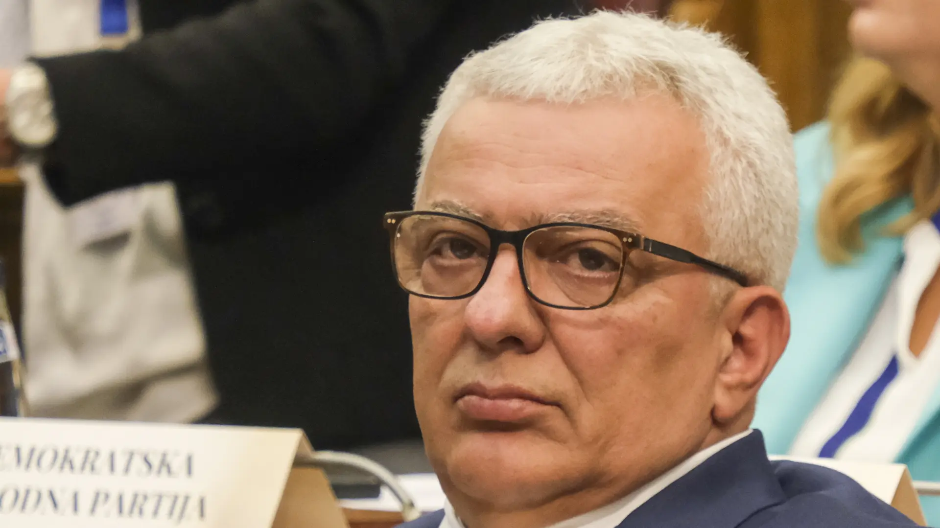 andrija mandić, oktobar 2023 - AP Photo Risto Bozovic tanjug (2)-65422d5f514fc.webp