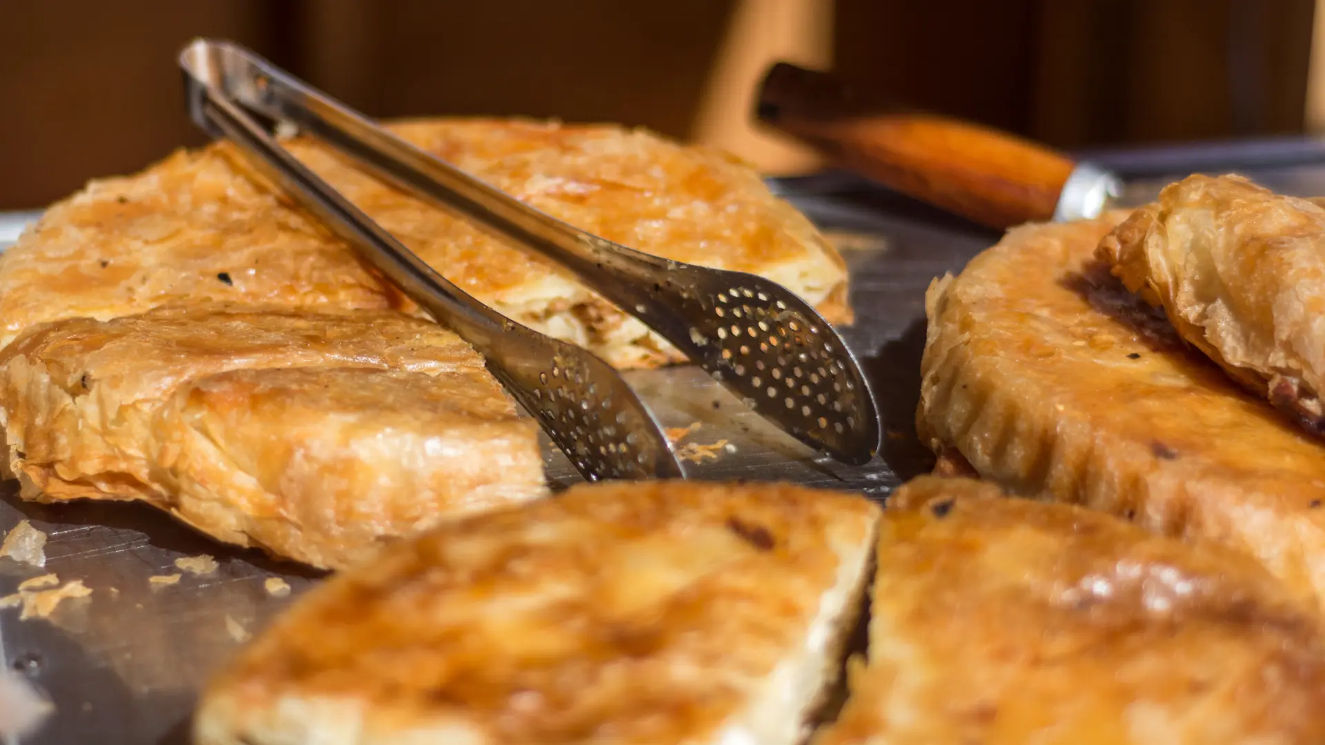 burek shutterstock_1159047427-65688c1c08c7f.webp