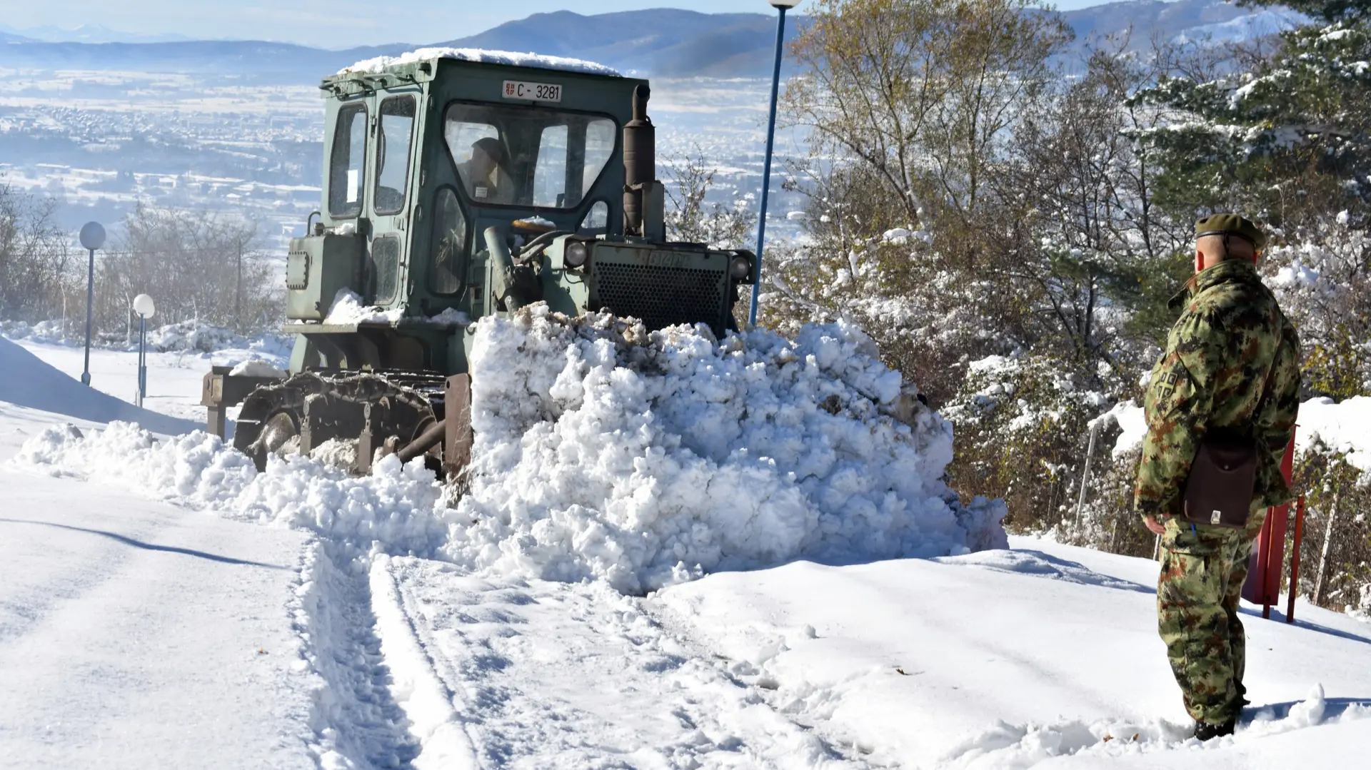 vojska srbije, sneg, mećava, snežni nanosi, čišćenje snega - foto Ministarstvo odbrane Republike Srbije 3-6564bbd9abde1.webp