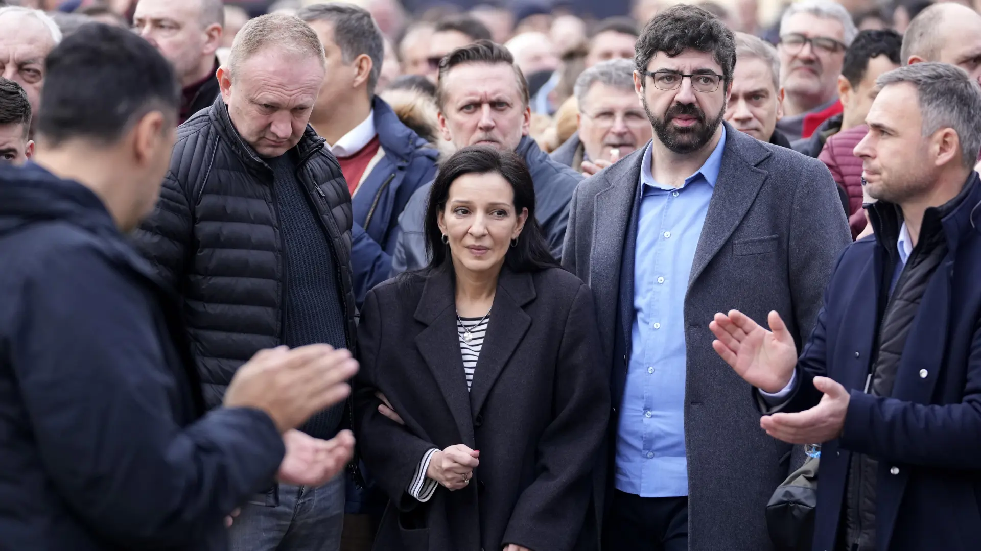 Tan2023-12-3012412289_4 marinika tepić, dragan đilas, radomir lazović AP PhotoDarko Vojinovic-659003240b279.webp