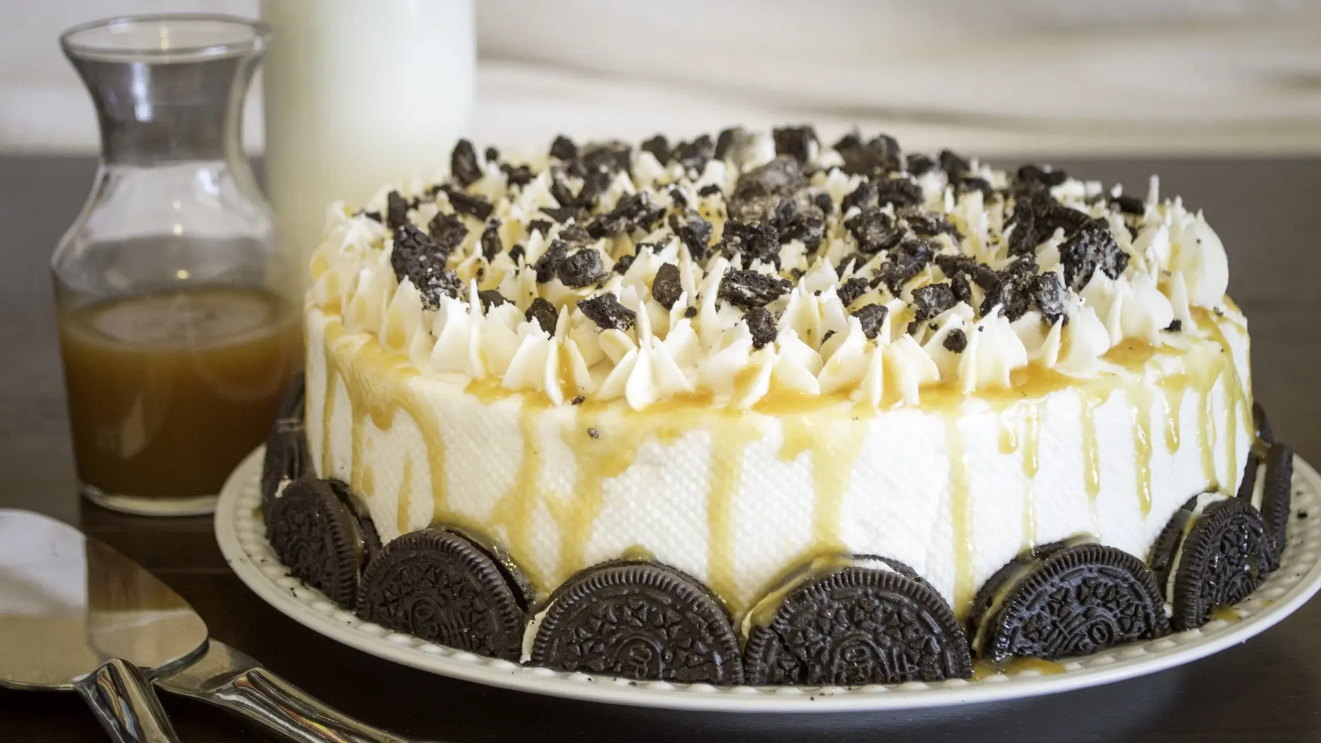 cokoladna torta oreo coko mrvice pixabay-65b3aa85afb9f.webp