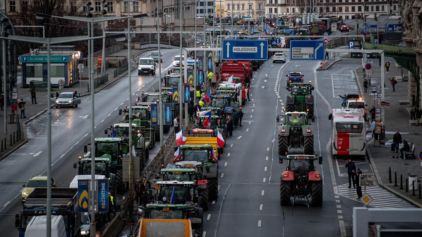 protest poljoprivrednika u pragu, prag, češka - 19 feb 2024 - profimedia-65d316efaae70.webp