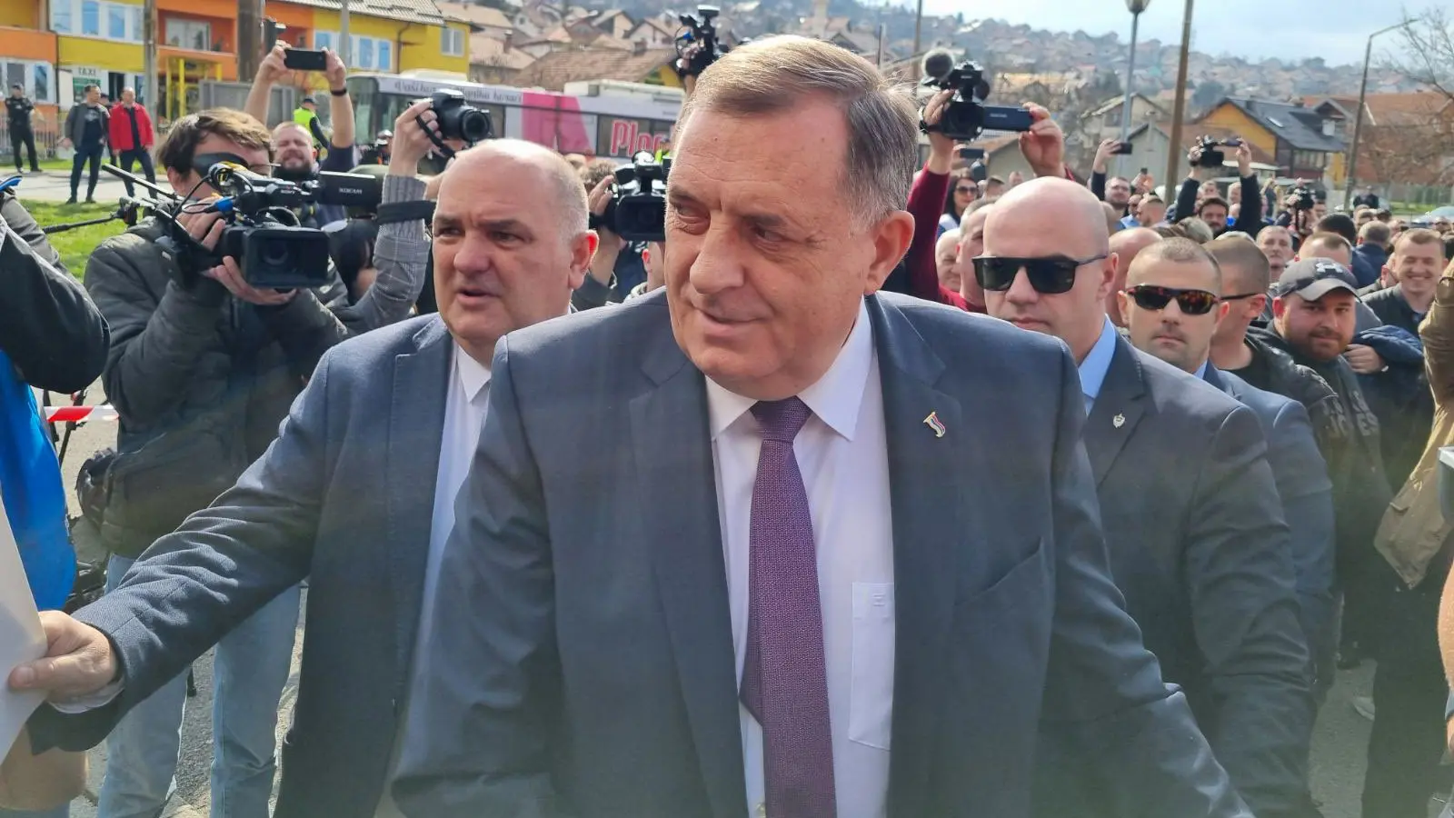 milorad dodik dolazi u sud bih u sarajevu, 6 mart 2024 - foto Srna-65e85f079fb43.webp