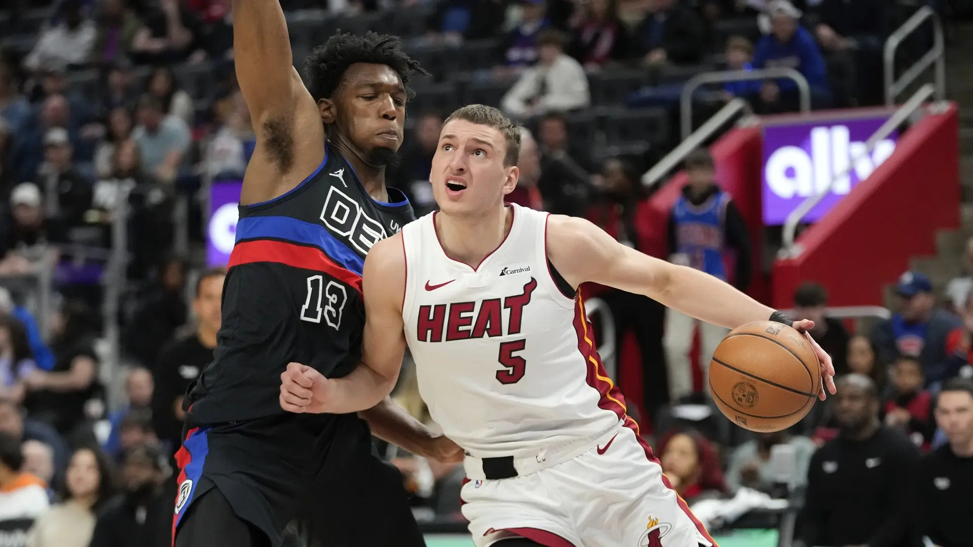 nikola jović, majami hit, detroit pistons - nba liga - mart 2024 - foto AP Photo Paul Sancya Tanjug-65fe99a5397bb.webp