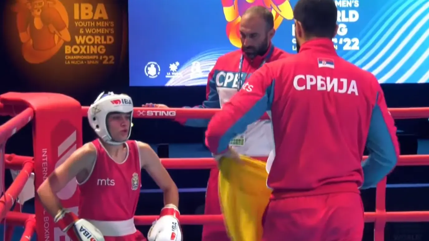 sara ćirković, 25 nov 2022 - foto Printscreen Youtube IBA Boxing-65ec77889a84a.webp