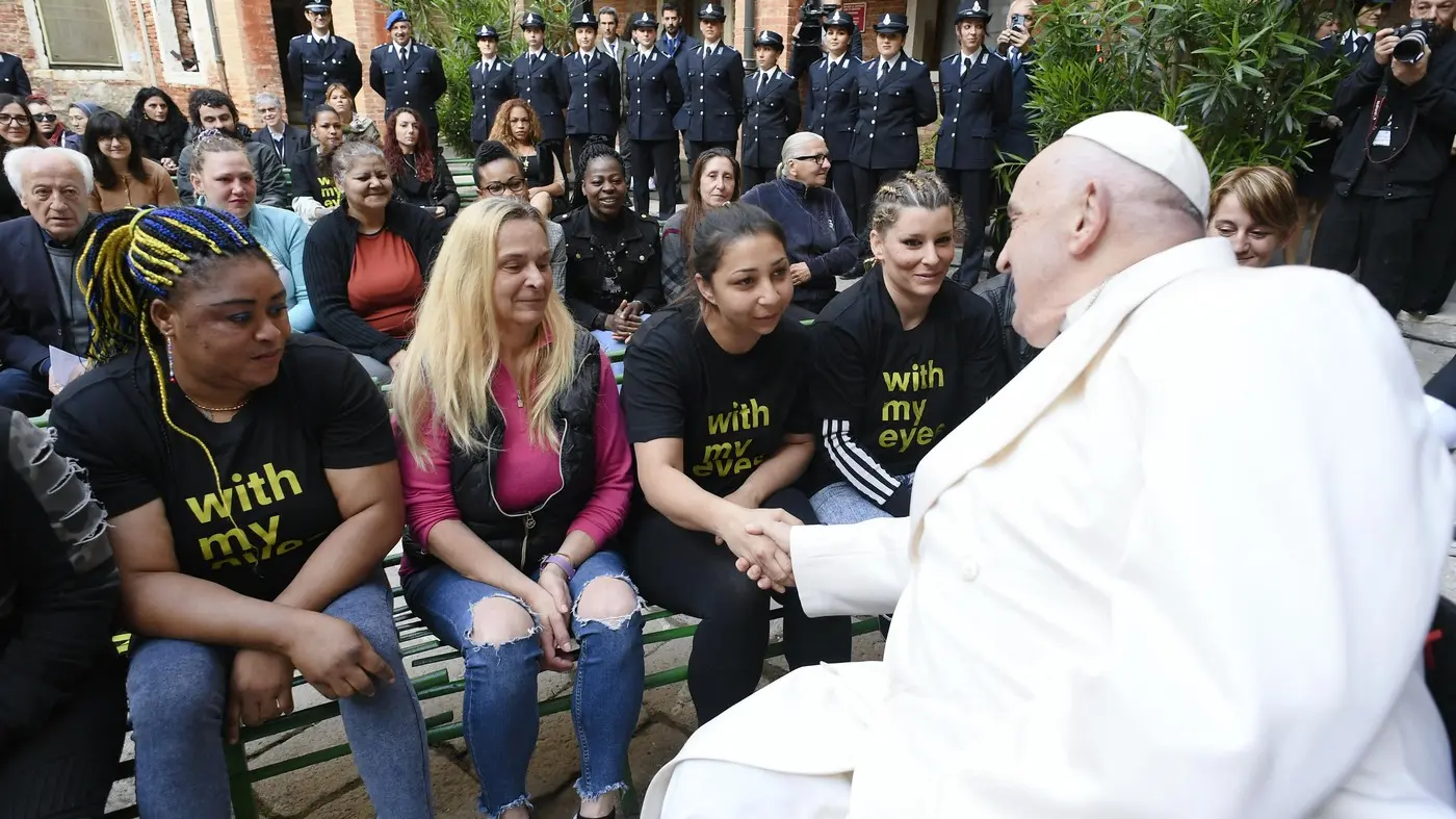 papa franja se upoznao sa zatvorenicama u veneciji, venecija, 28 april 2024 - profimedia-662e1d3a0090c.webp