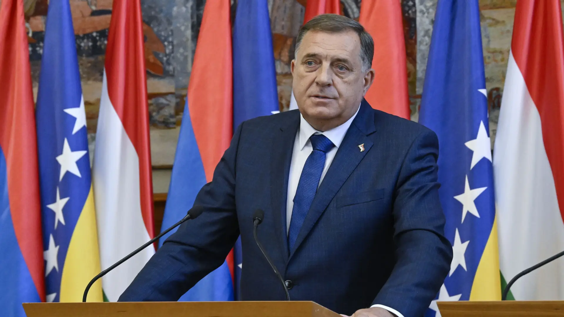 Tan2024-05-1512521797_1 (1) milorad dodik Szilard KoszticsakMTI via AP-6659889a81889.webp