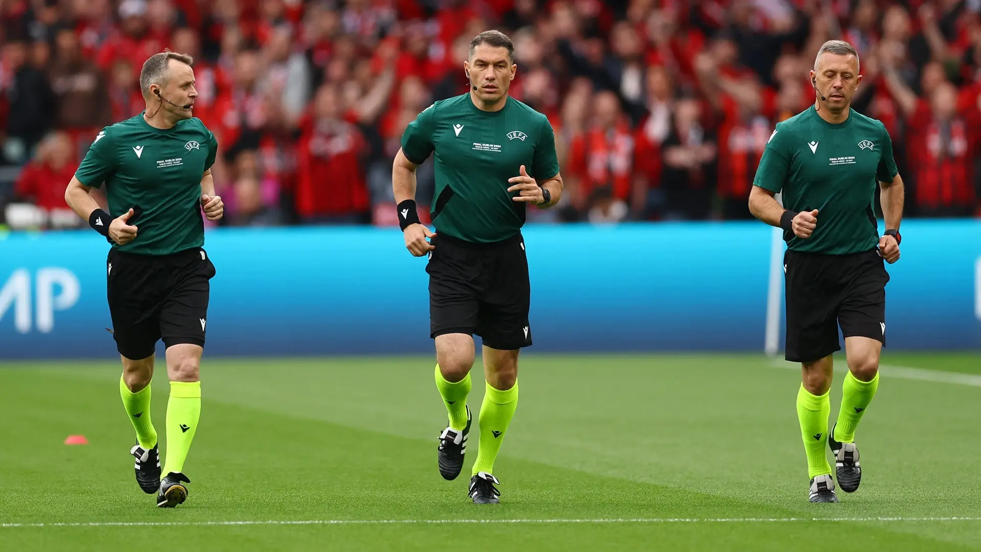 Vasile Marinesku, Ištvan Kovač, Mihai Ovidiju Artene - sleva - 22 maj 2024 - foto Reuters-6671472371b05.webp