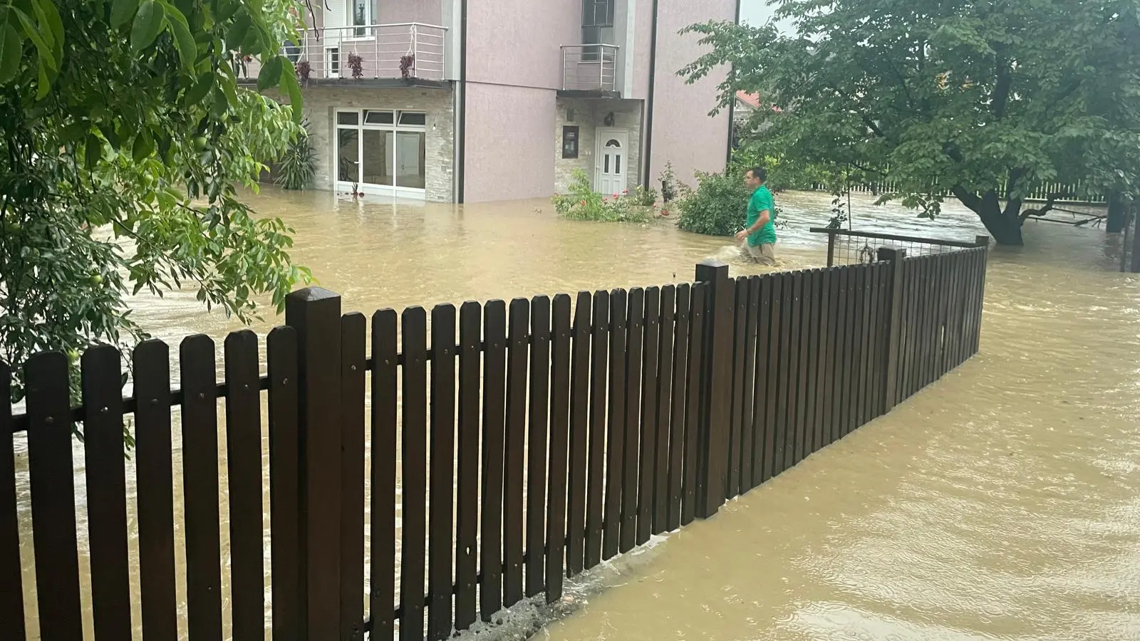 poplave poplava u mionici, mionica - 27 jun 2024 - foto TANJUG Opština Mionica Marina Bojinović  (2)-667dca437c4cb.webp