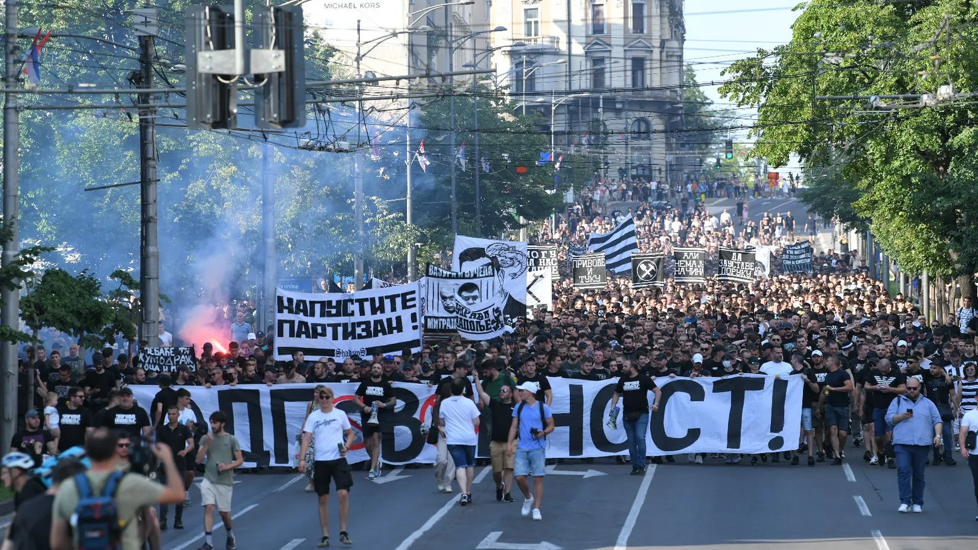 protest navijača fk partizan partizana, 16 jun 2024 - foto R.Z. ATAImages (1)-666f16ec79278.webp