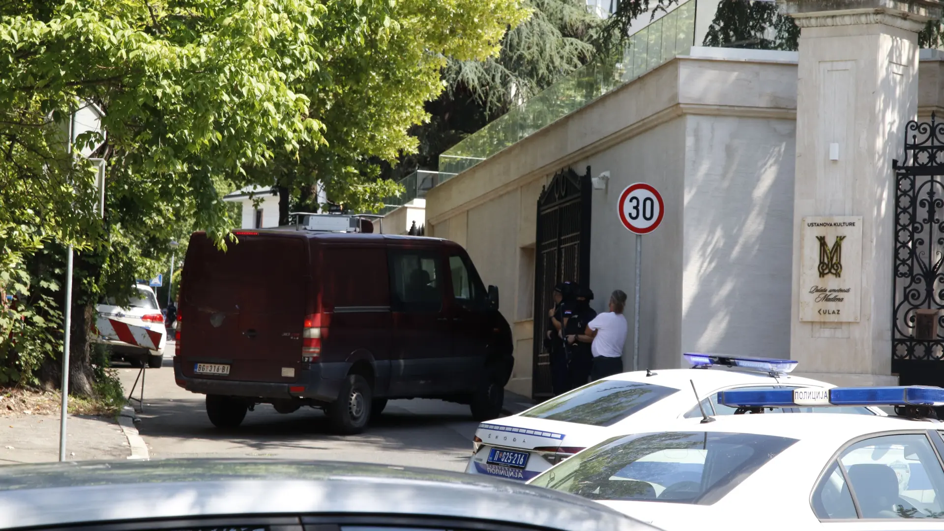 Tan2024-06-2915173578_8 napad na ambasadu izraela teroristički akt foto marko đoković-6688f55b5ca8c.webp