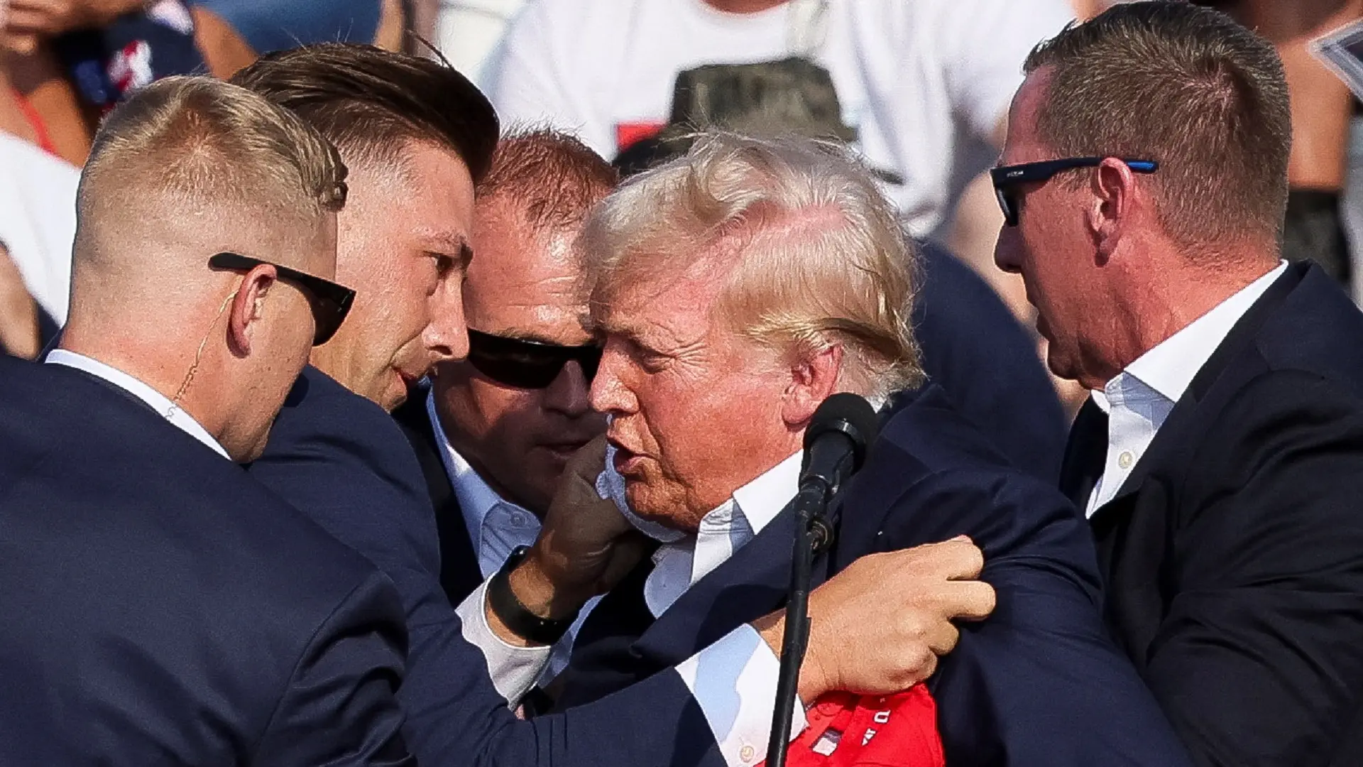 donald tramp, pokušaj ubistva donalda trampa - 13 jul 2024 - foto Reuters (14)-66932ad0375a1.webp