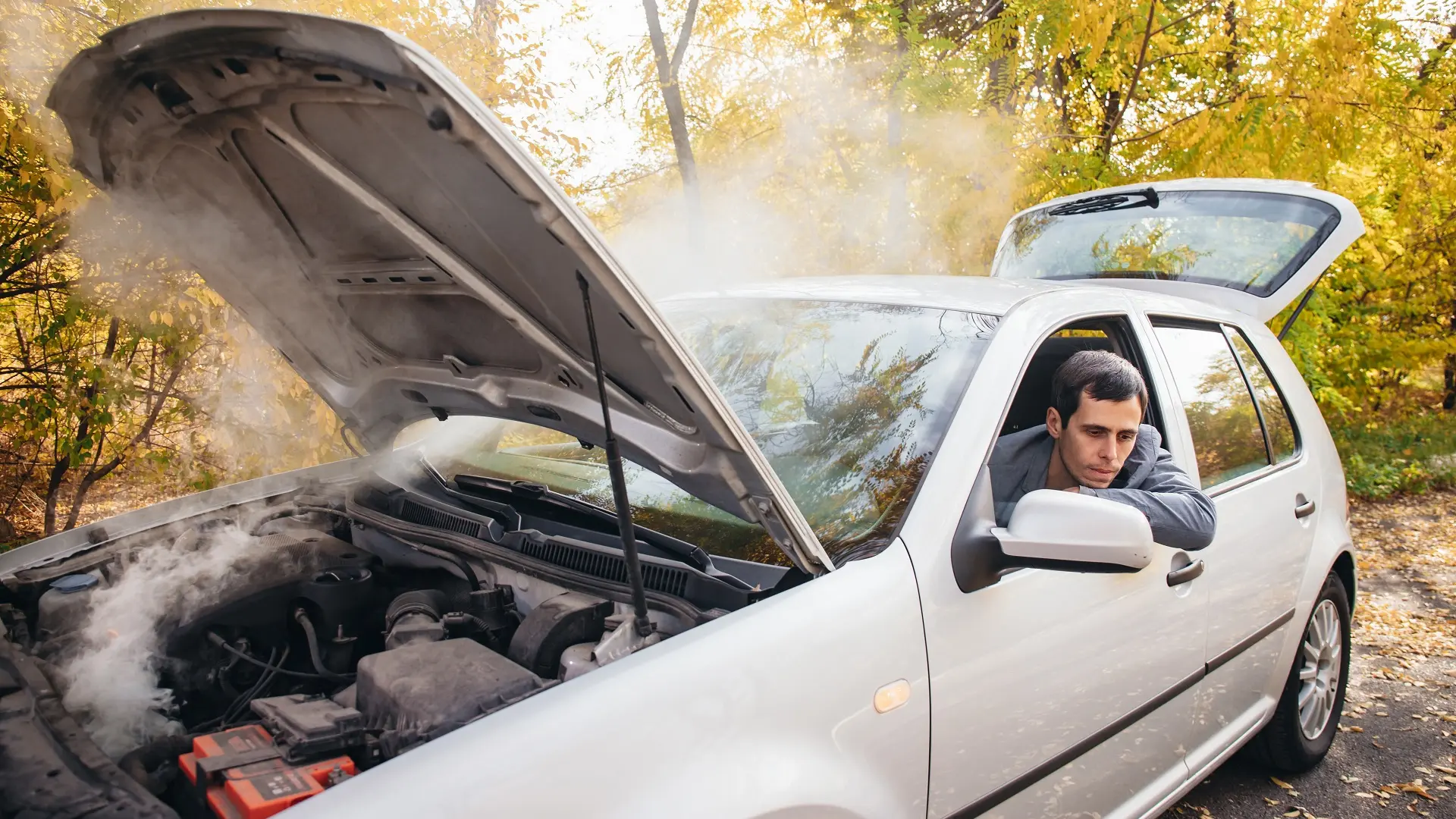 motor, pregrevanje motora, prokuvao motora, temperatura, hladnjak, para, prokuvavanje motora - shutterstock_2120000264-669e59bb768dd.webp