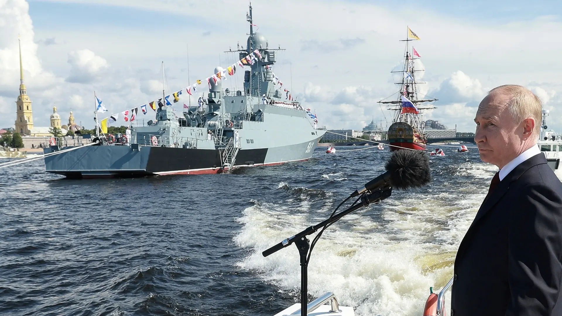 vladimir putin, proslava dana ruske ratne mornarice, ruska ratna mornarica - 28 jul 2024 - Reuters-66a69468505d1.webp