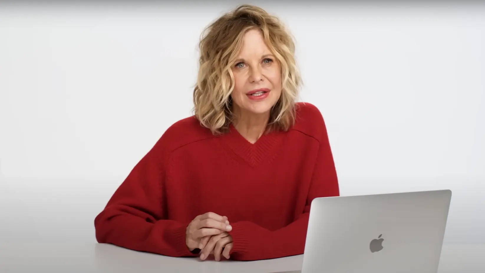 Meg Ryan, Youtube printscreen, Glamour 22-66b0fc3f4c465.webp