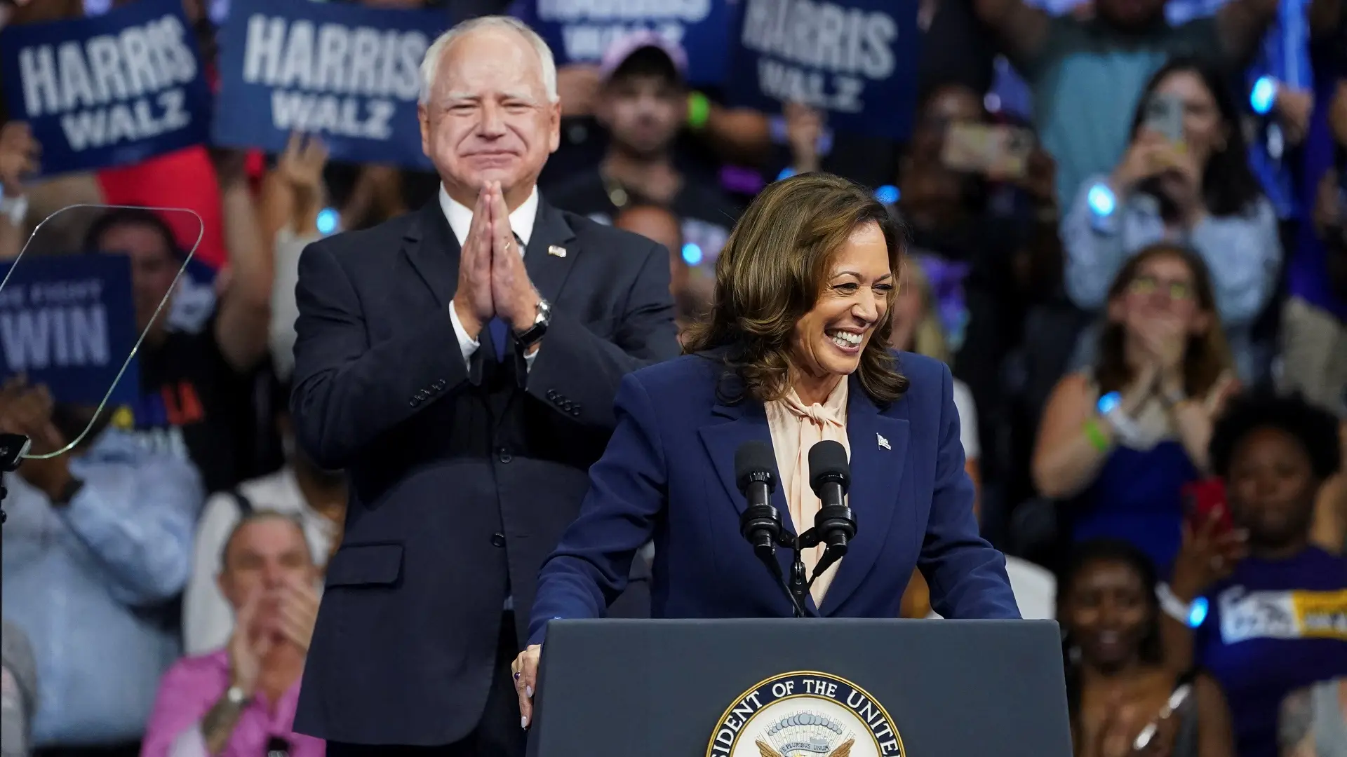 tim volc, kamala haris - 7 avg 2024 - foto Reuters-66b30ed8bfb19.webp