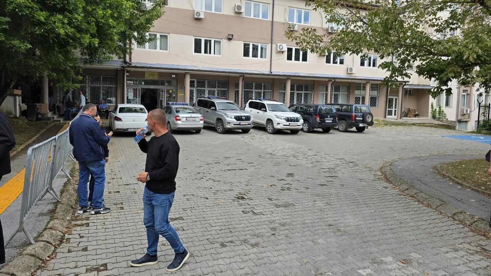 kosovska mitrovica, zgrada policijske stanice u kosovskoj mitrovici, takozvana tzv kosovska policija - 11 sept 2024 - TANJUG Dopisnik KiM-66e18f881a0c5.webp