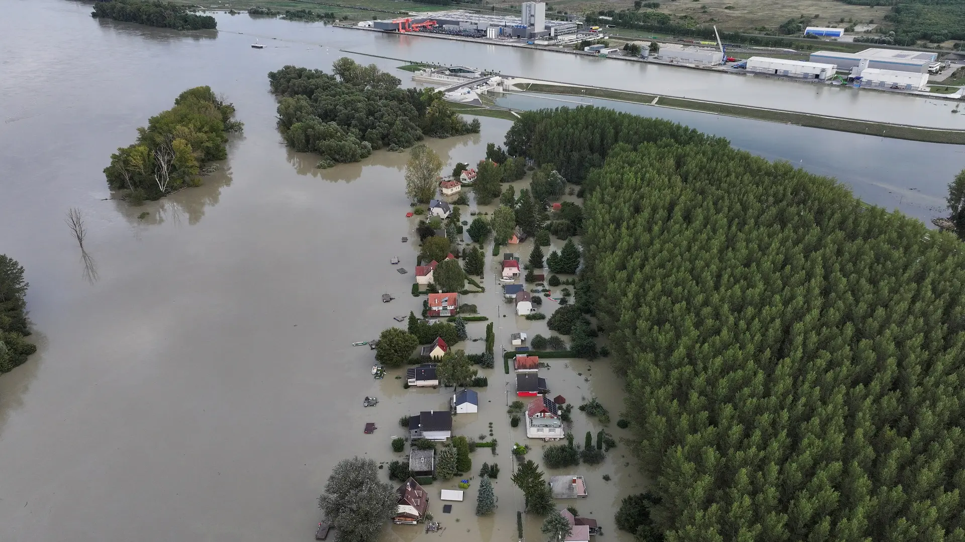 venek, mađarska, poplave, poplava - 17 sept 2024 - Reuters-66eae66c9932f.webp